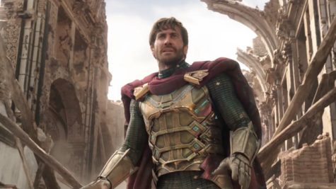 Jake Gyllenhaal as Mysterio