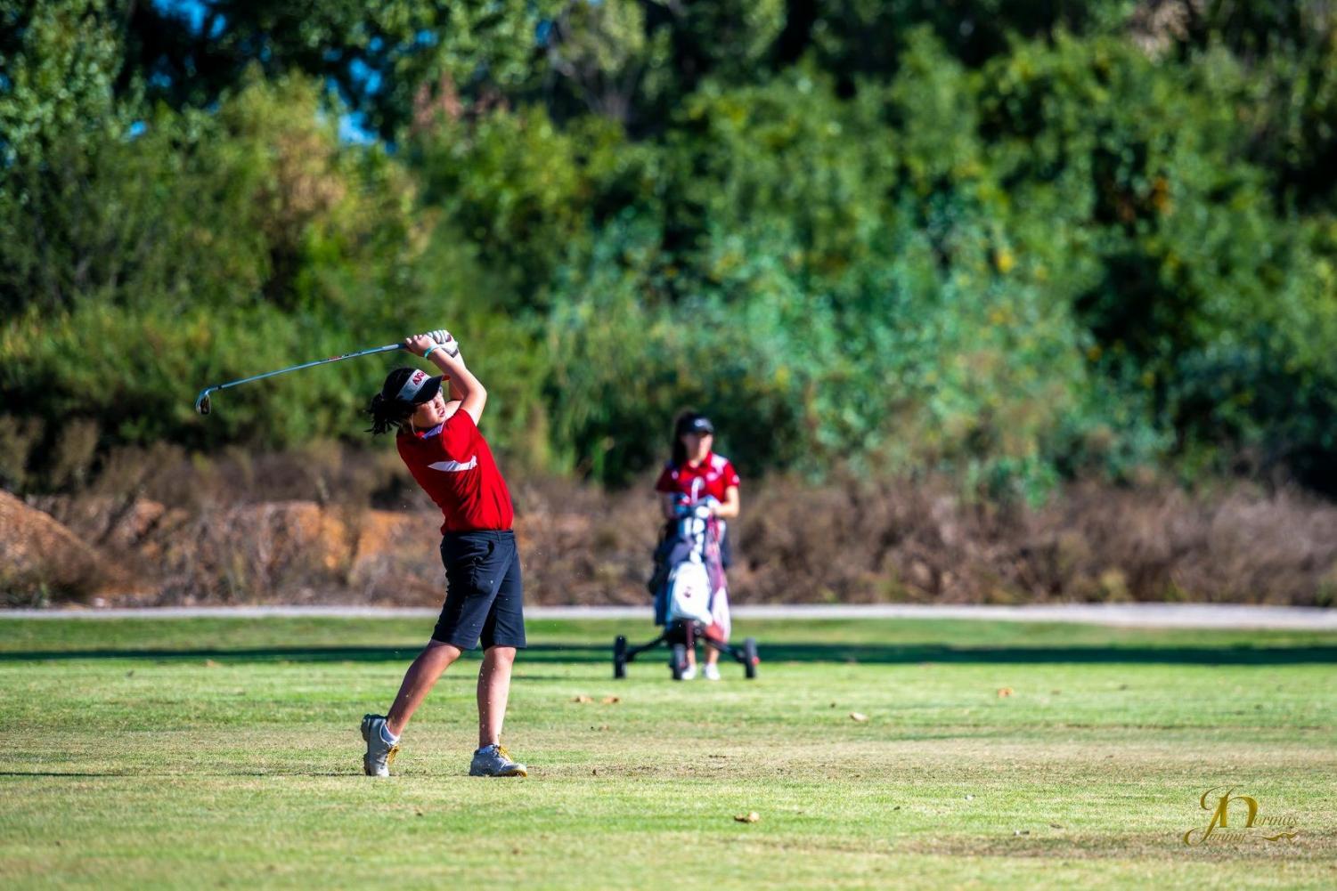 Girls Golf Takes it Home