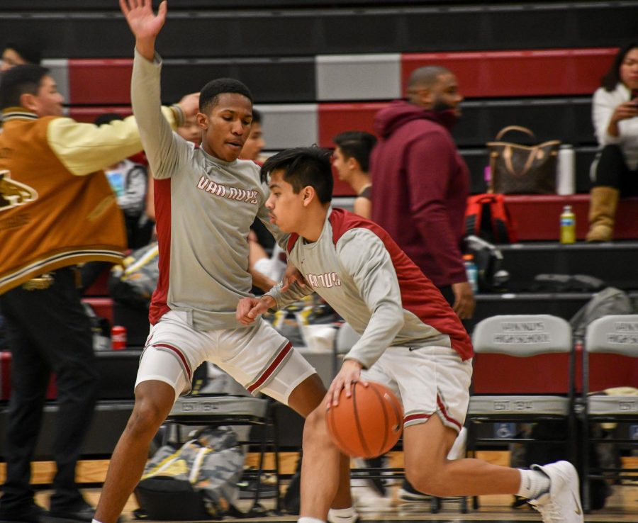 Jesse Molina (R) and Jesse Davis (L) warming up before their match up.