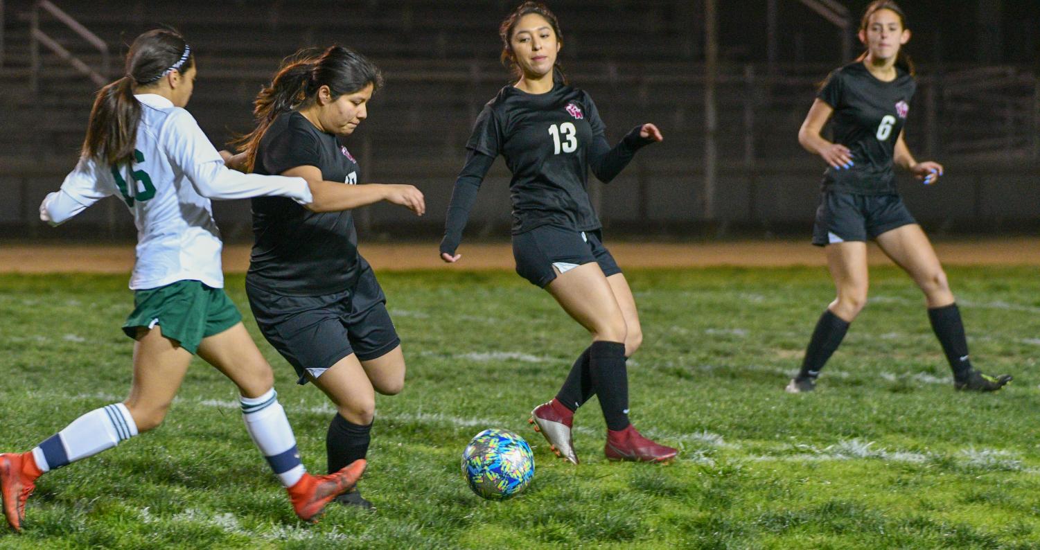 Girls' Soccer Wins Against Canoga Park