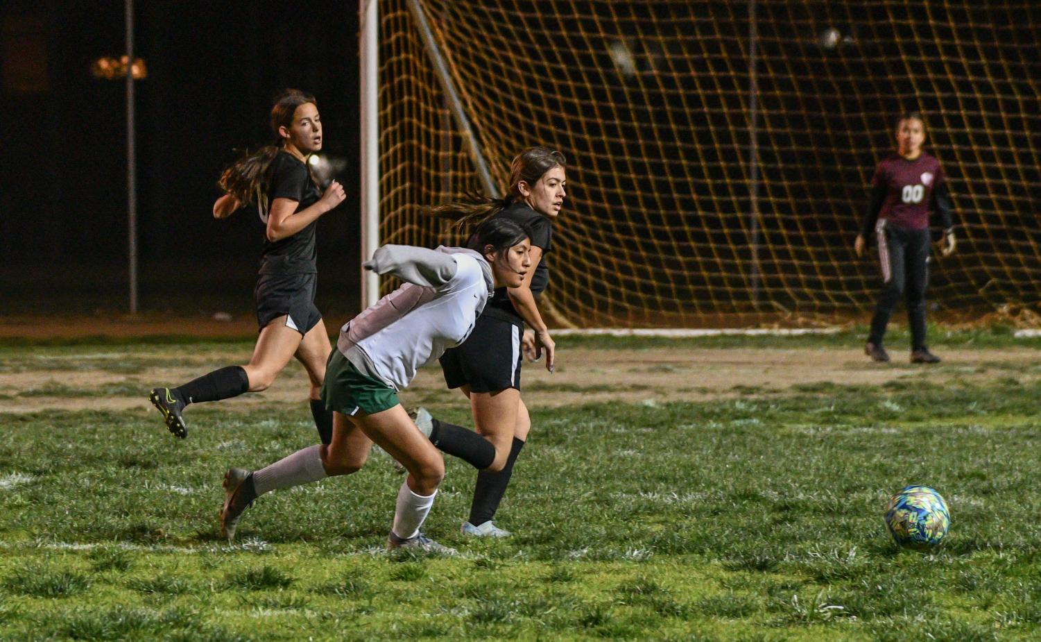 Girls' Soccer Wins Against Canoga Park