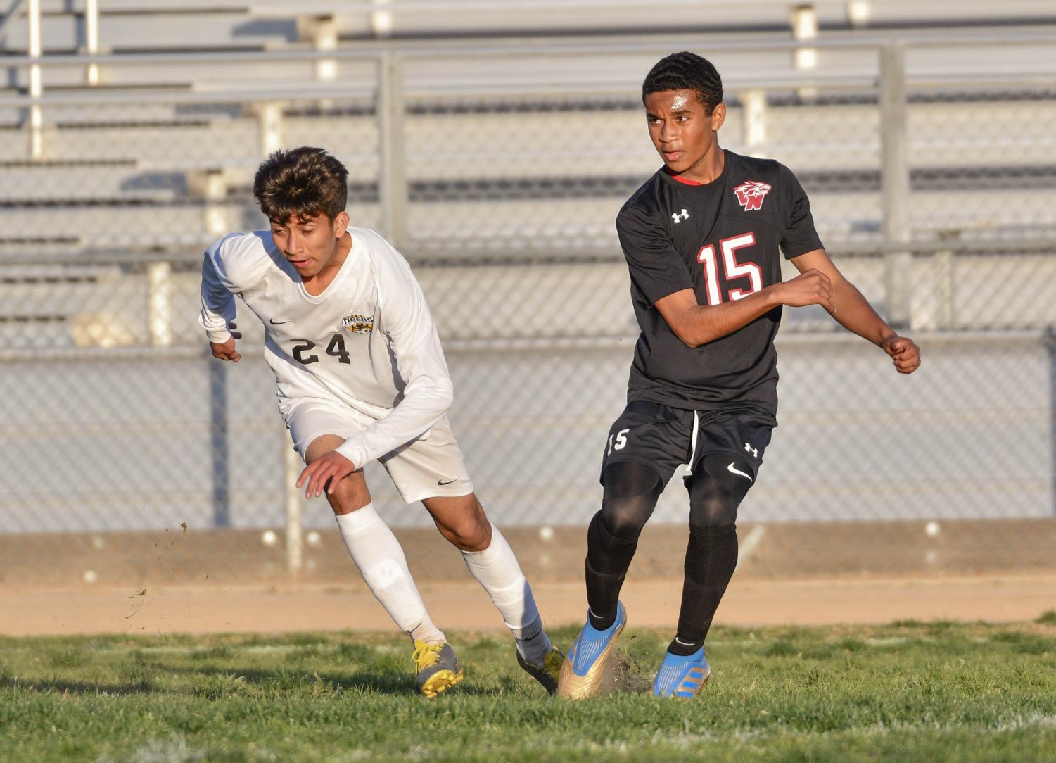 Boys Soccer Ties With San Fernando Tigers