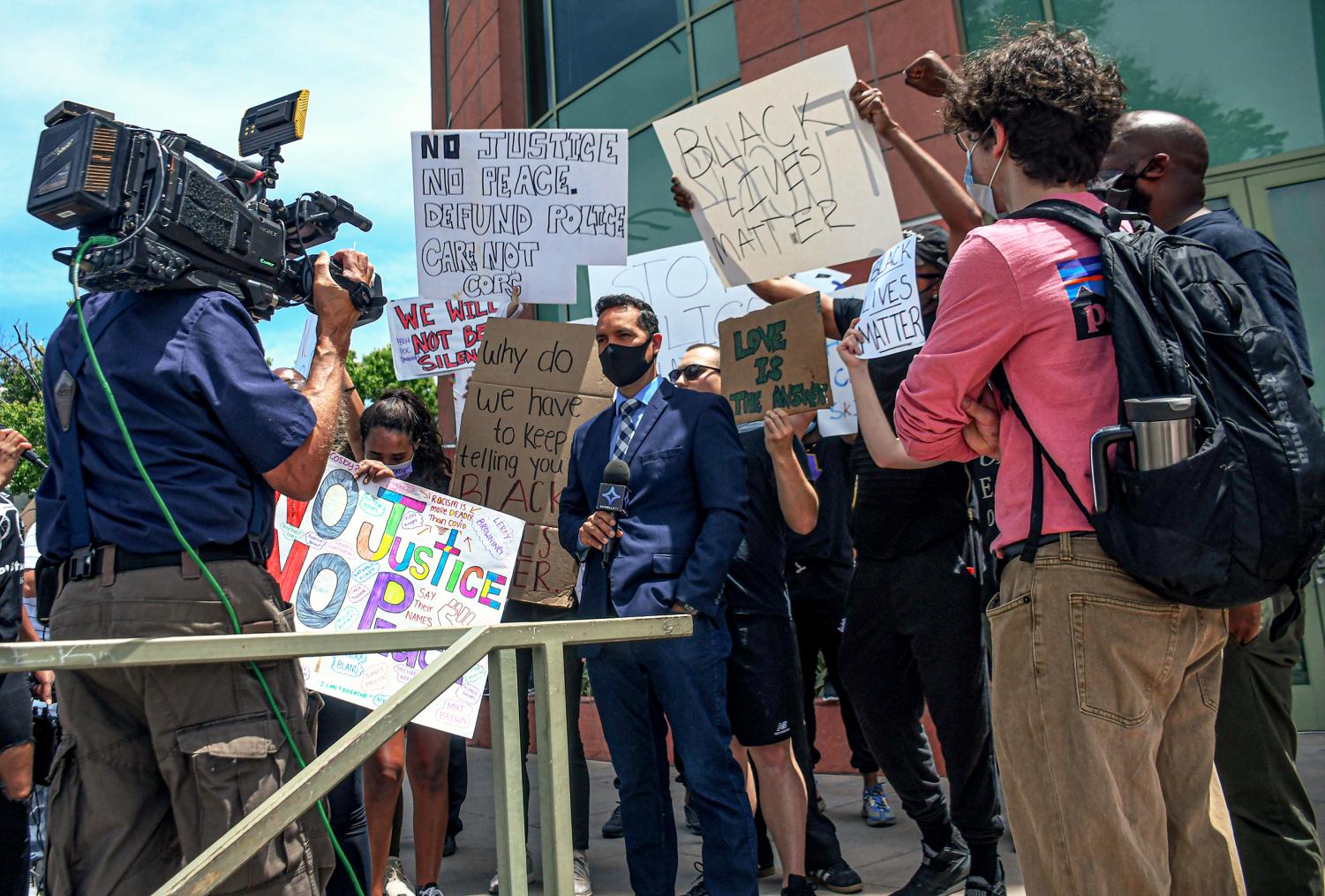 IMAGES: George Floyd protestors at Van Nuys City Hall