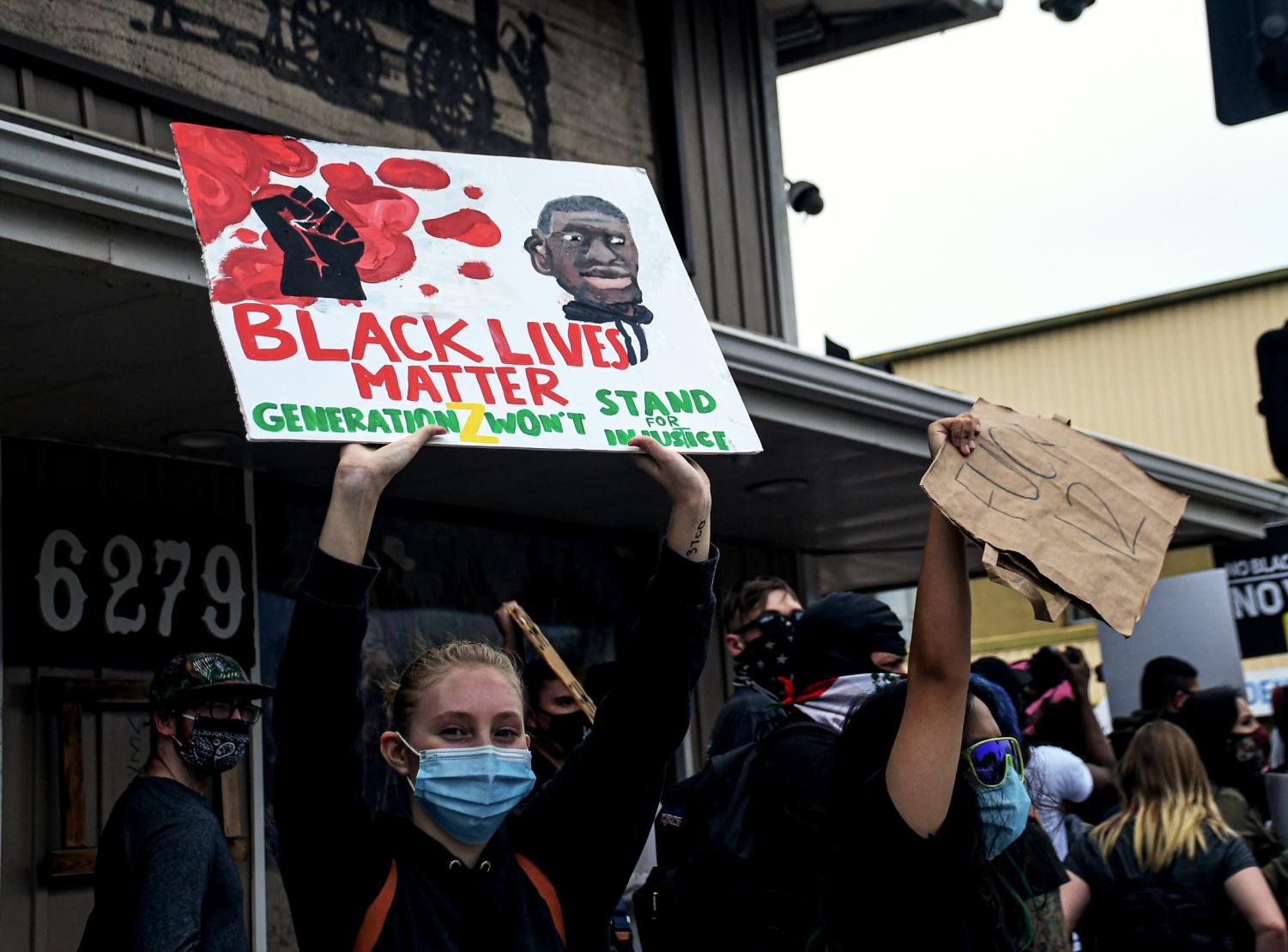 IMAGES: George Floyd protestors at Van Nuys City Hall