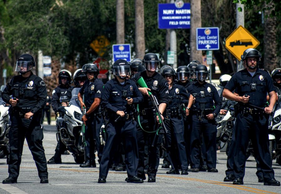 LAPD officers prepare to take action against protestors to prevent violent escalation at Van Nuys City Hall on June 1, 2020.