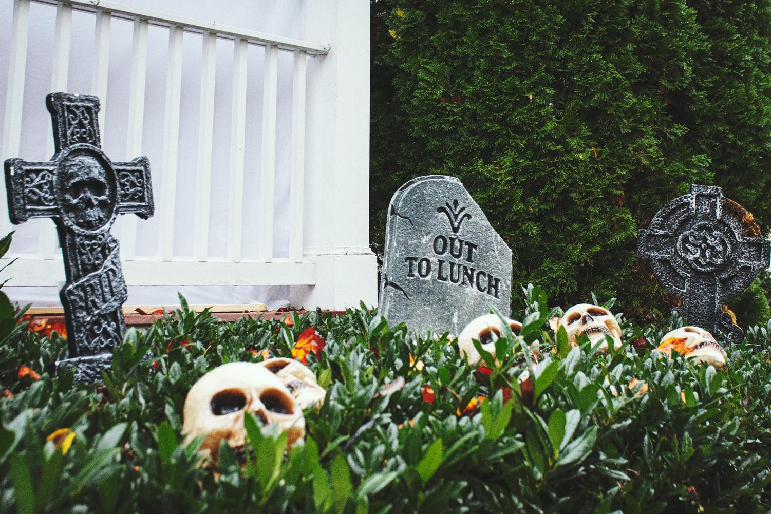 Celebrate safely with these scary pictures around the neighborhood