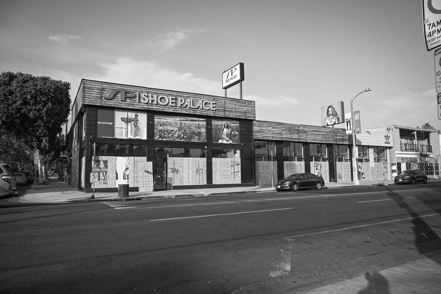 Local businesses board up in anticipation of election violence