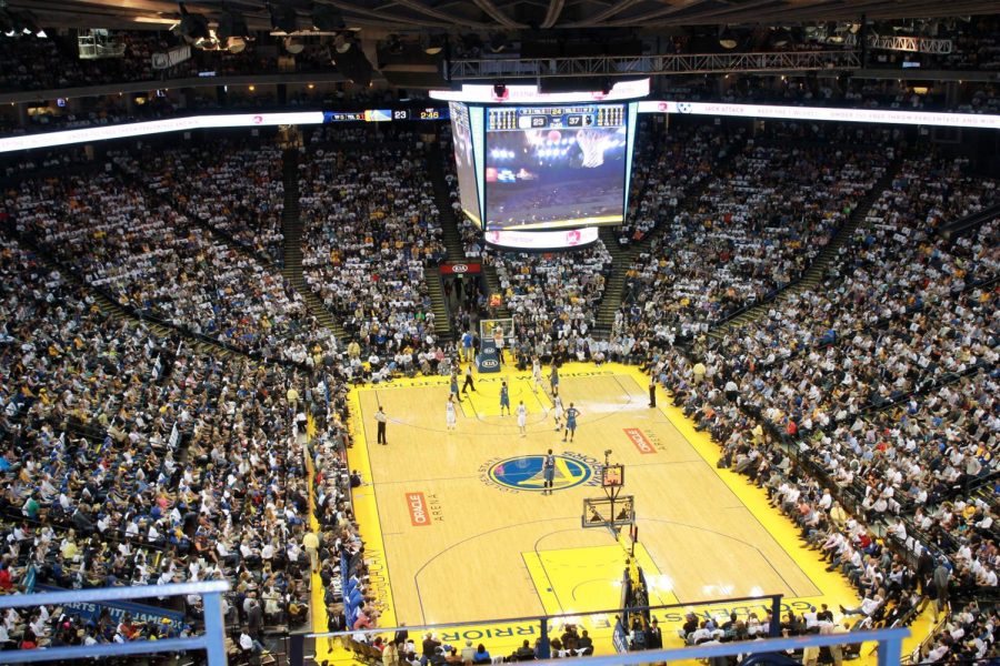  BAY AREA BALLERS The Oracle Arena in Oakland is the home of the Golden State Warriors.