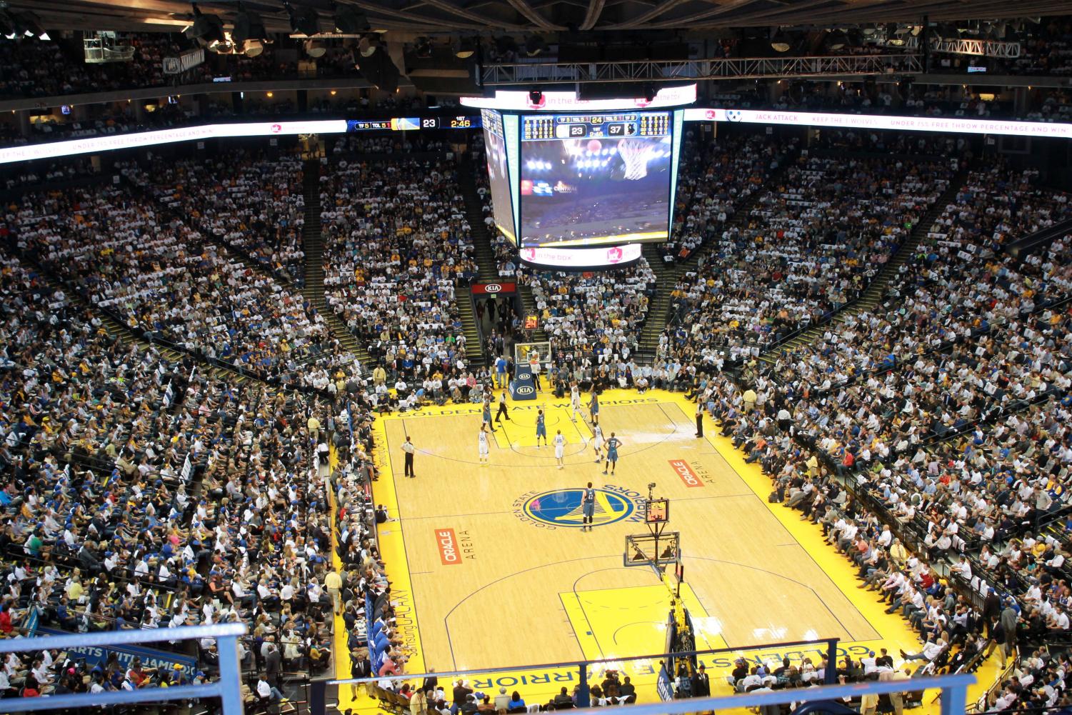 Warriors unveil 'Oakland Forever' jersey inspired by 'We Believe' era