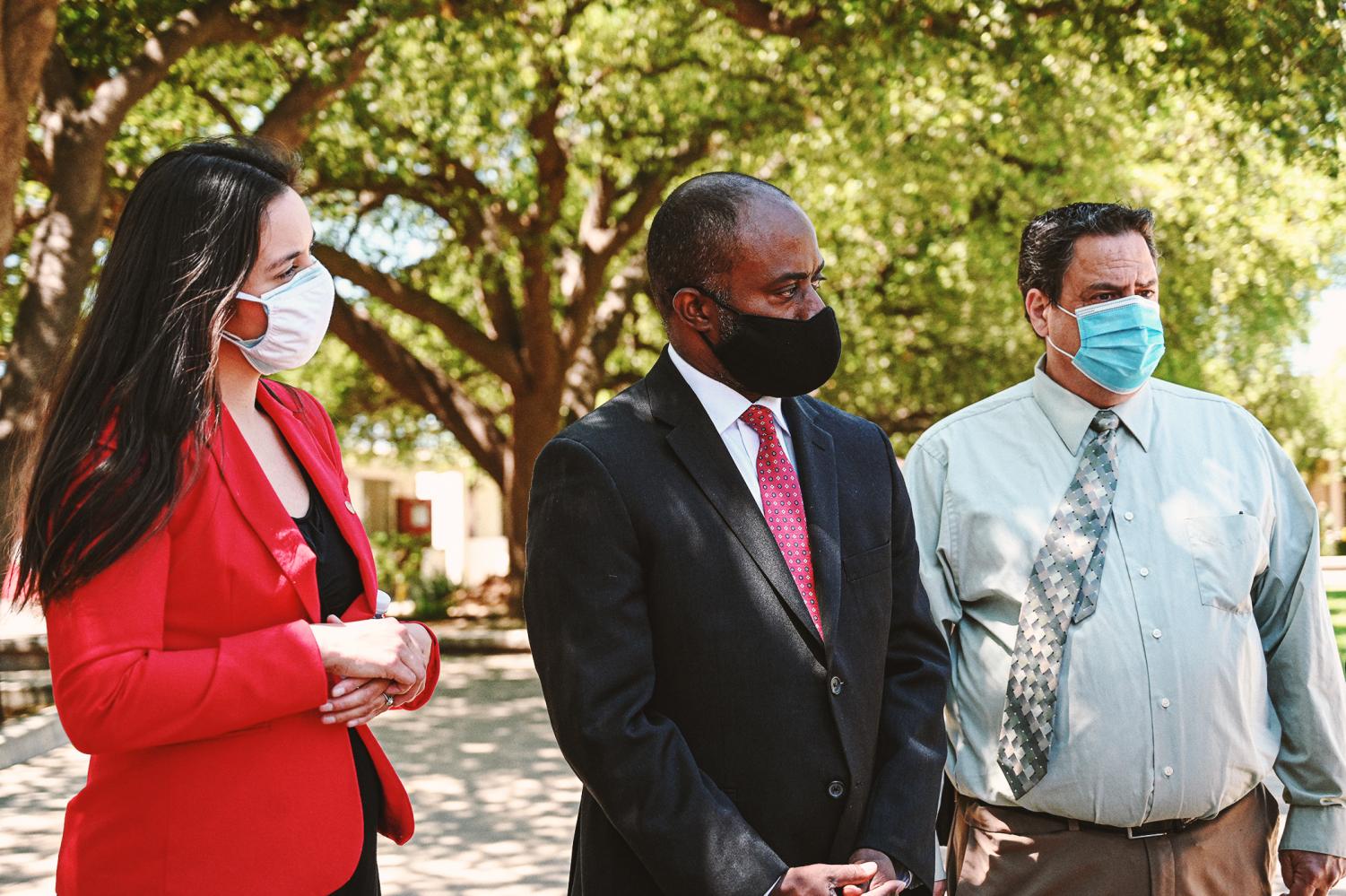 LAUSD Superintendent Austin Beutner and CED Superintendent Tony Thurmond visit campus