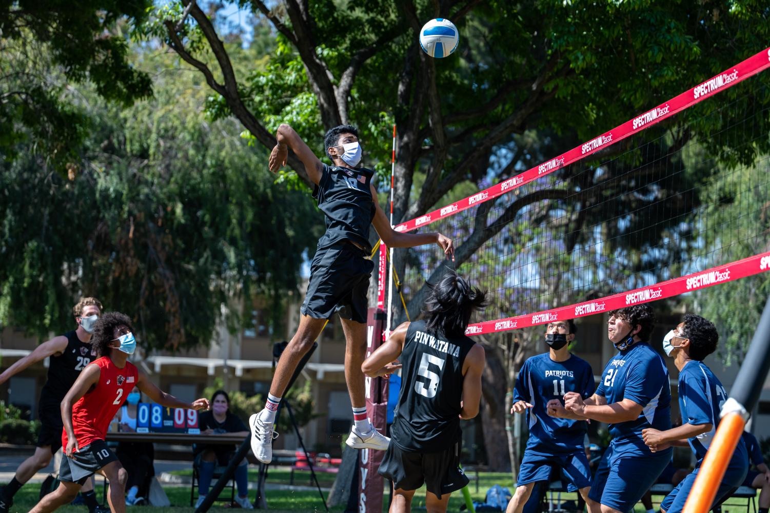 VOLLEYBALL PLAYOFFS | 3-1 Wolves eliminate the Patriots
