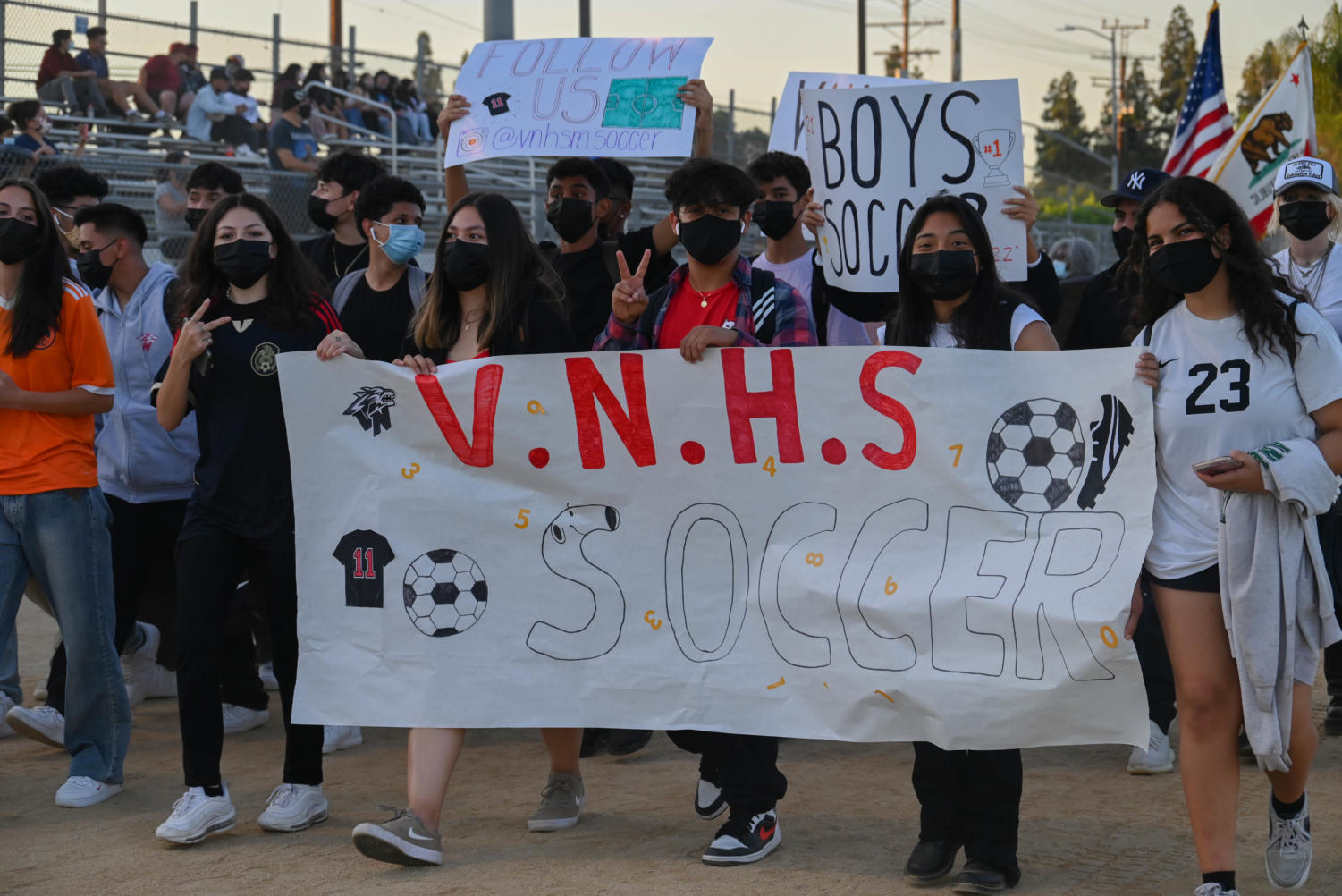 Homecoming highlights: Kicking off the game with a parade