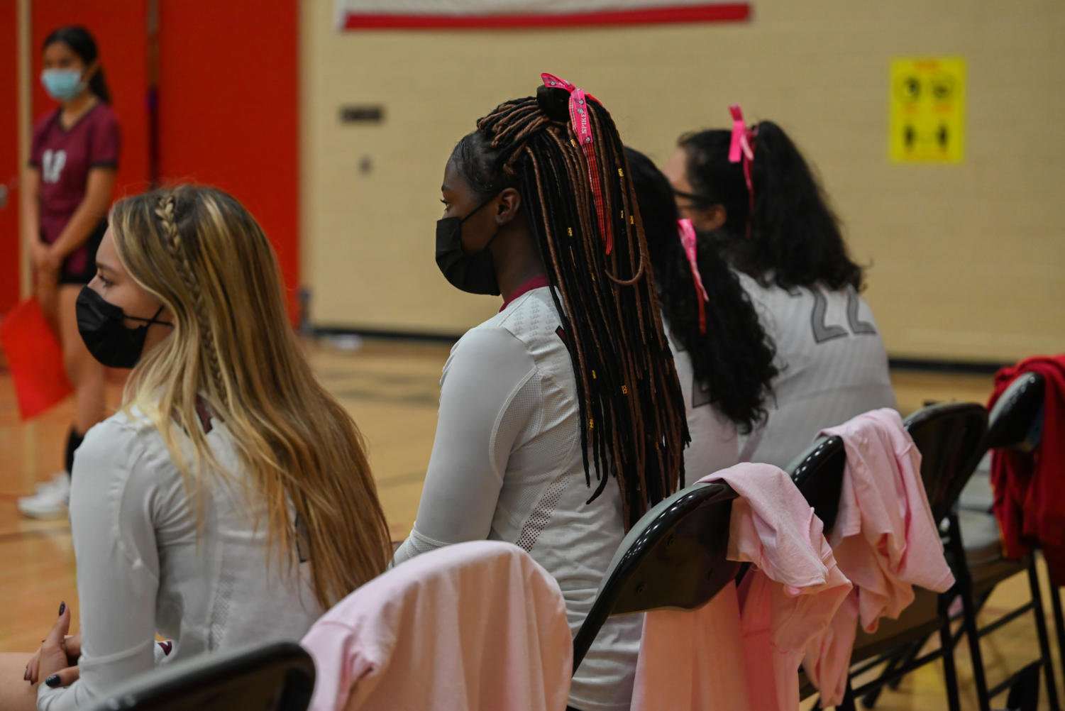 VOLLEYBALL | Girls team battles for their second straight win
