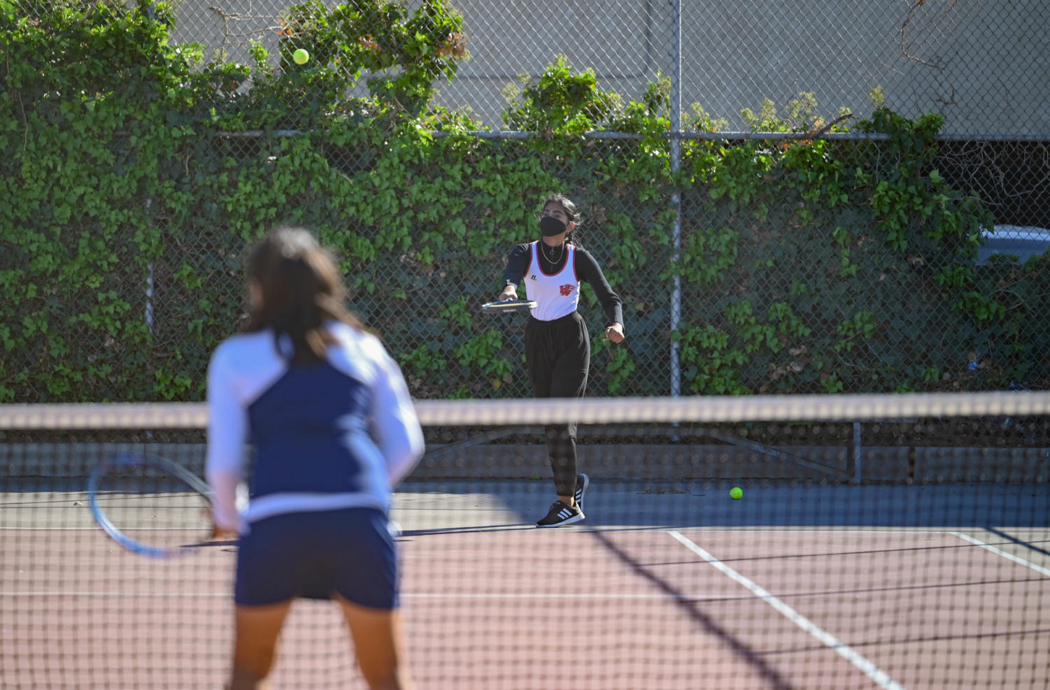 TENNIS | Girls team dominates Garfield to win their first playoff match