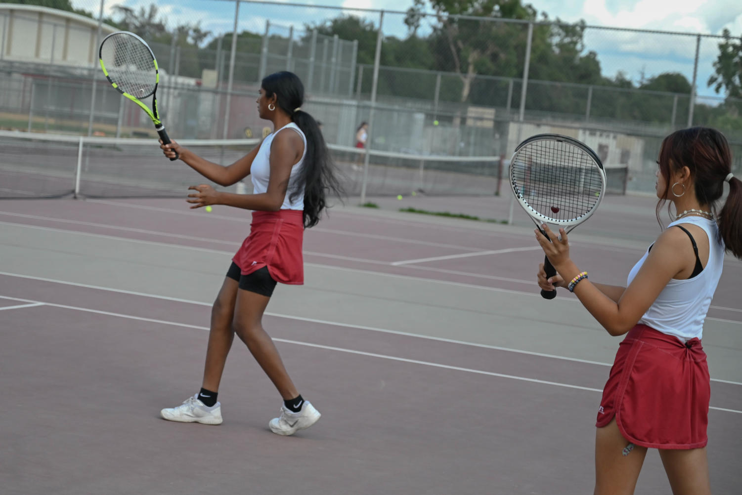 TENNIS | Girls varsity squad lose their final game at home against the San Fernando Tigers
