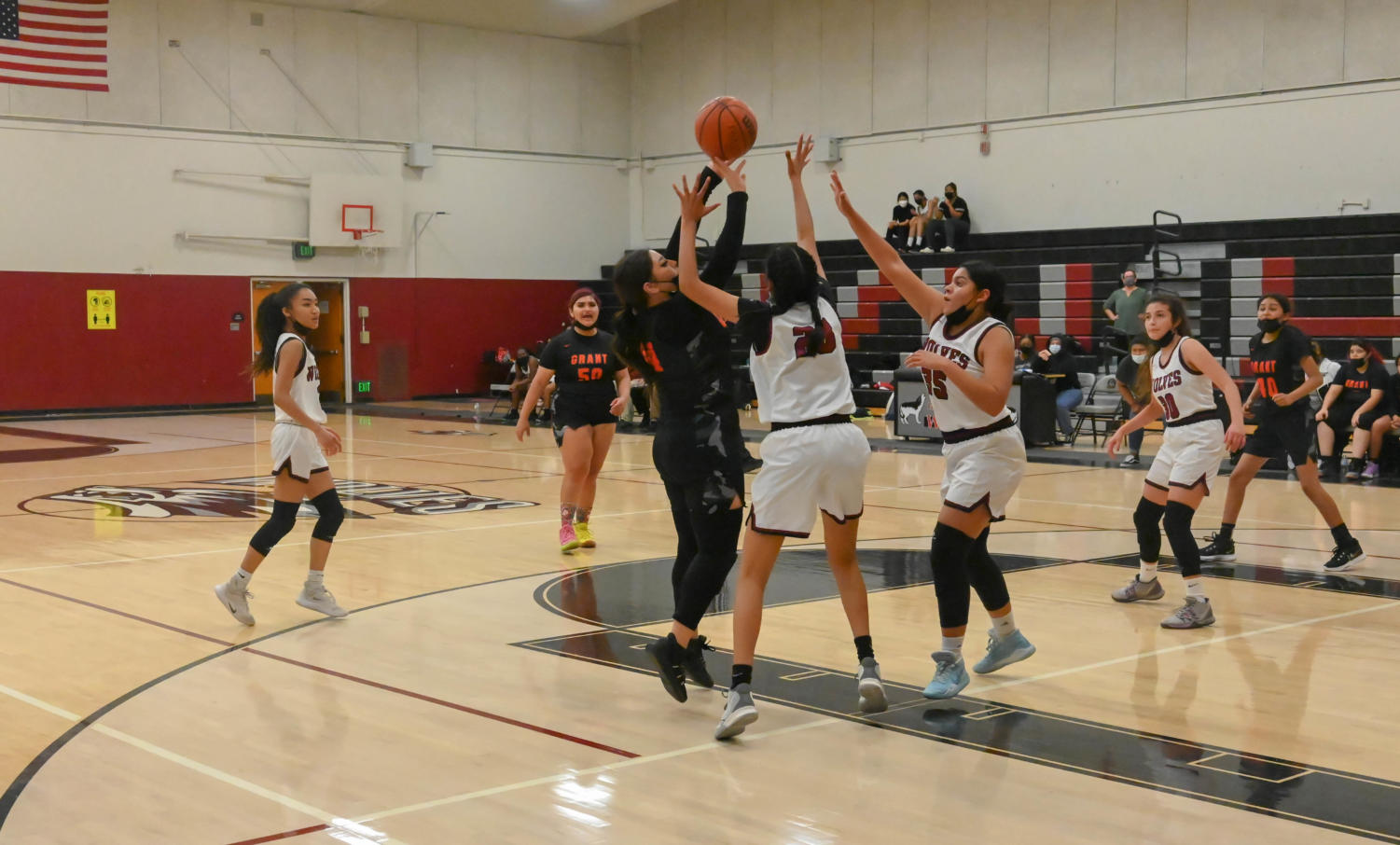 GIRLS BASKETBALL | Wolves start the season with a 2-2 record