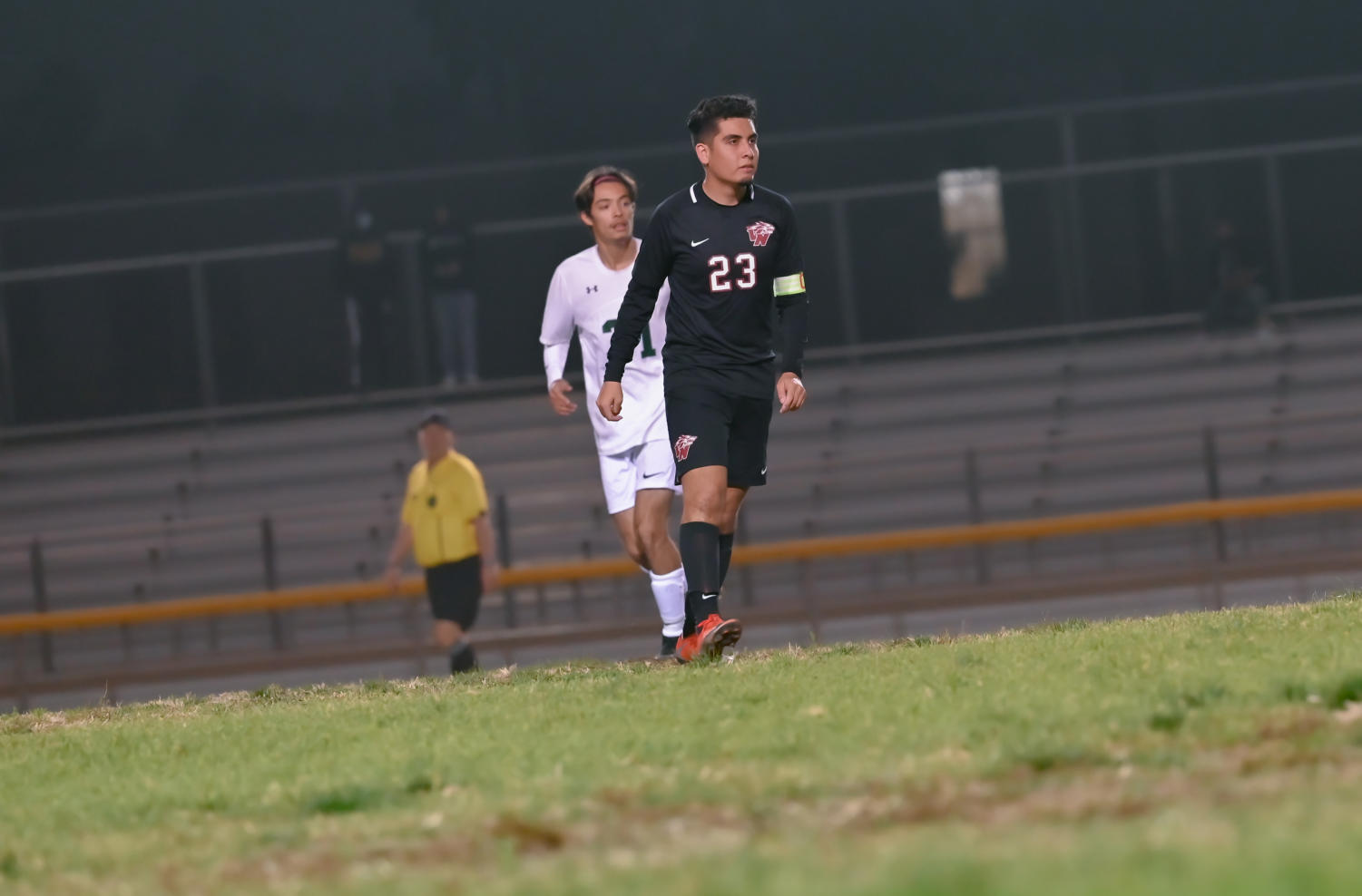 BOYS SOCCER | Wolves lose to undefeated Canoga Park