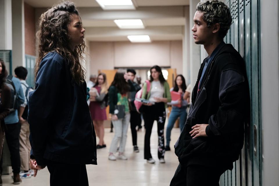 Euphoria: Cassie and Maddy's Season 2 Finale Fight Recap