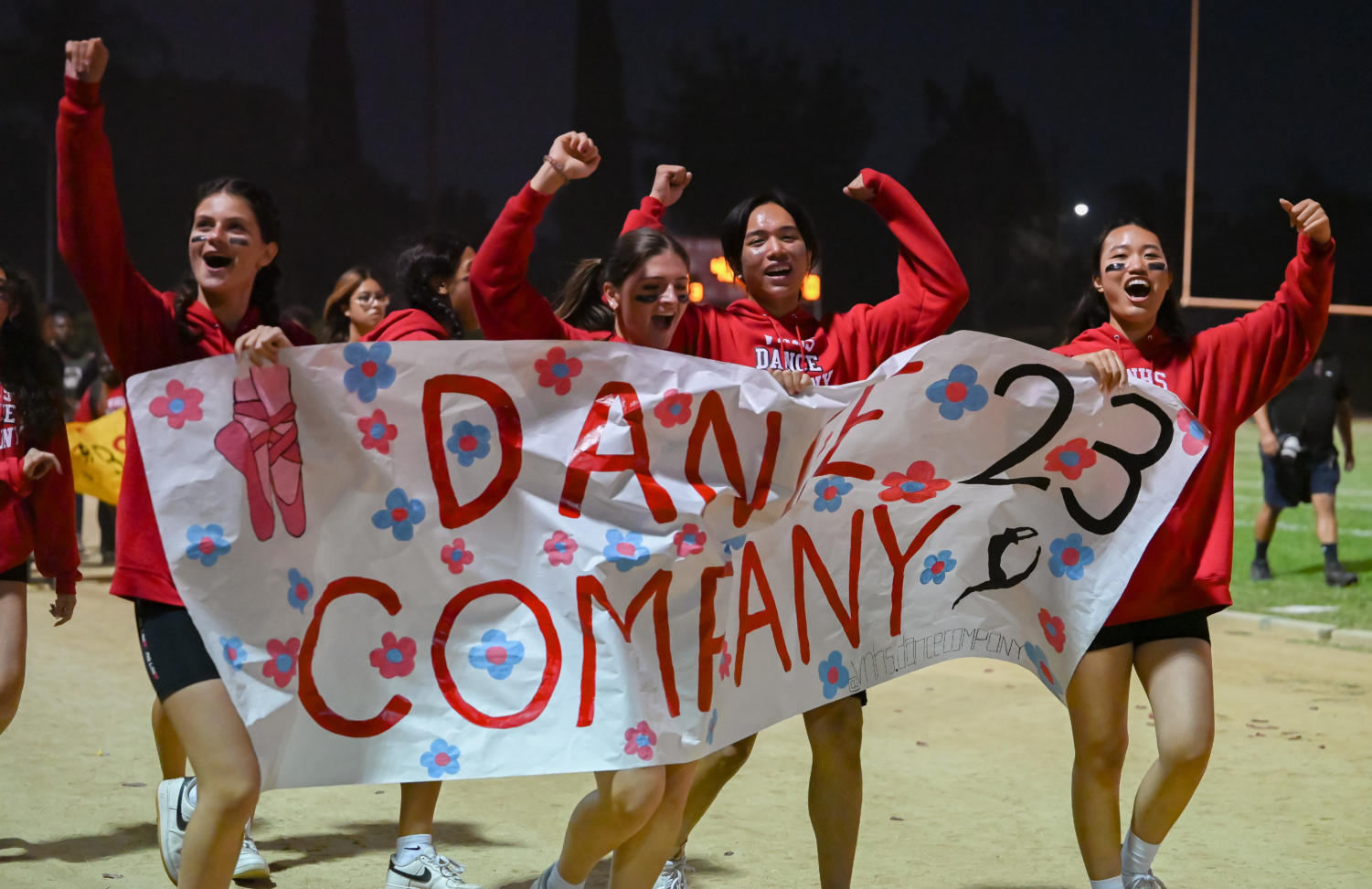 Homecoming highlights: students take to the field!
