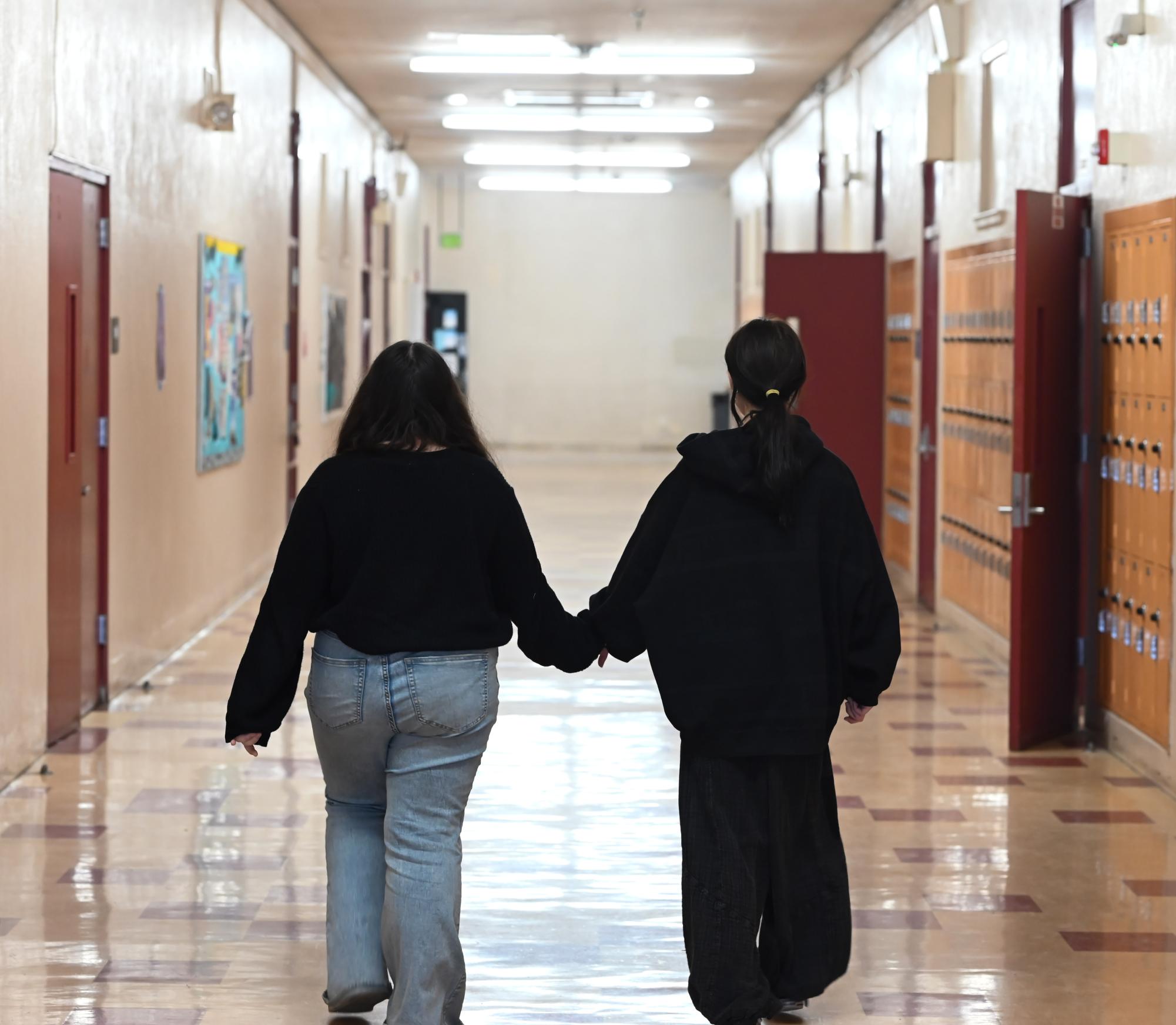 A relationship akin to Troy and Gabriella’s romance in “High School Musical” is unfortunately unrealistic for many high schoolers. Schoolwork and other responsibilities prevent many from attaining the love life they imagine.
