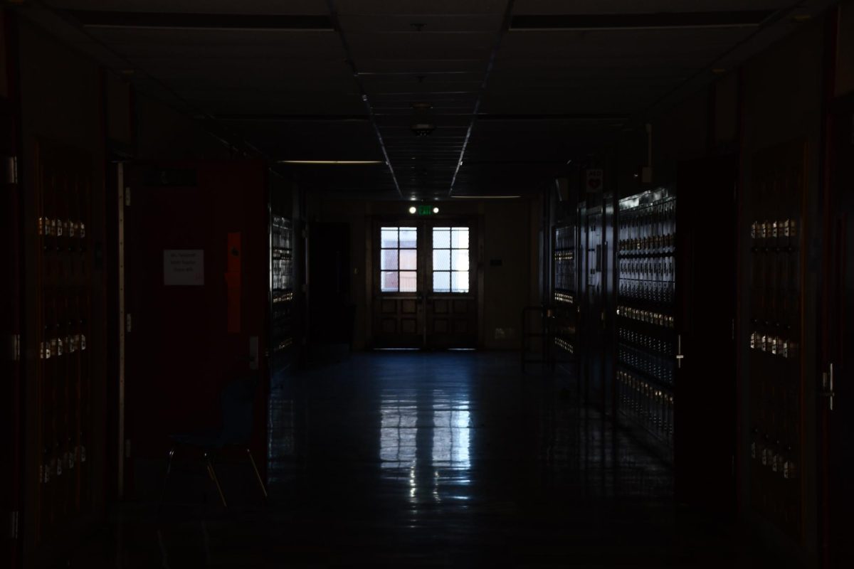 Falling tree causes blackout during windstorm at Van Nuys High School