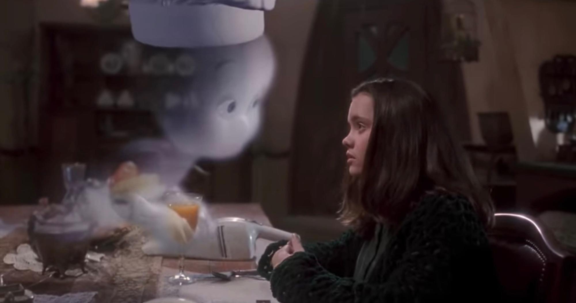  Sentimental Spooks  Casper explores a rare, heartfelt bond between ghost and human