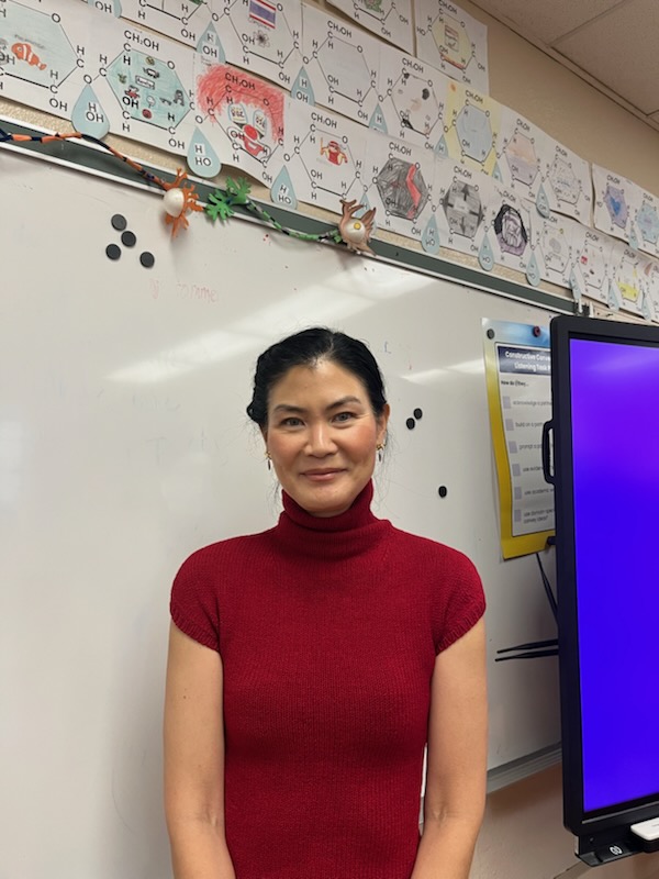 Ms. Peggy Shim, a dedicated science teacher at Van Nuys High School for 26 years, is known for her passion for biology, her caring nature and her dedication to her students both in and out of the classroom. THE MIRROR | MALIA THOMAS