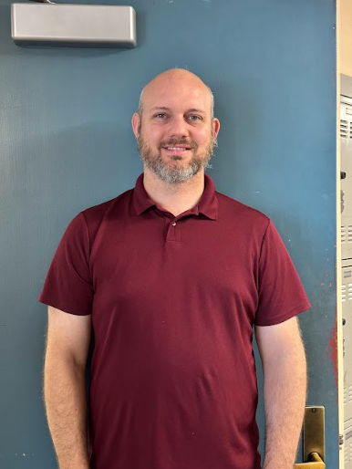 Mr. Ferrin is the first teacher at Van Nuys High School to teach the American History of Rock and Roll. THE MIRROR | PILY GONZALEZ