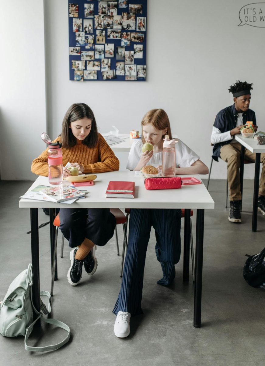 With a new schedule students at Van Nuys High School feel lunch should be lengthened to make up for longer continuous class time. Courtesy of | Pavel Danilyuk on Pexels