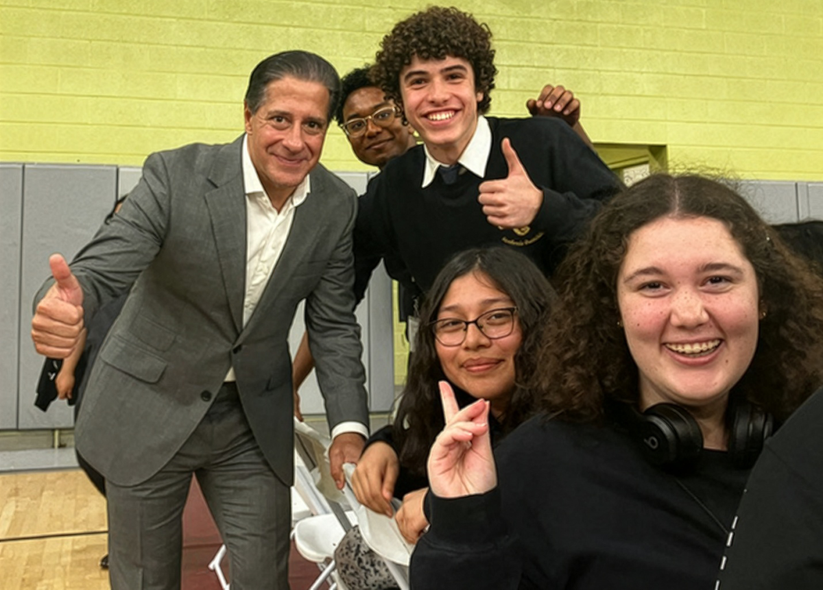 After winning third place in the LAUSD Academic Decathalon at Roybal Learning Center on Feb. 7, Van Nuys team members convinced superintendent Alberto Carvalho to pose for a photo. (clockwise from L) Alberto Carvalho, Sasada Mudalige, Antonio Passos and Savannah Tummolillo.