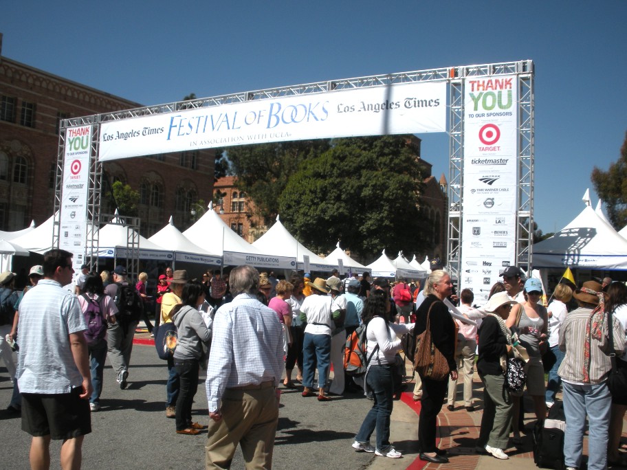 2009 Los Angeles Times Festival of Books, campus of UCLA Wikimedia Commons | Ucla90024