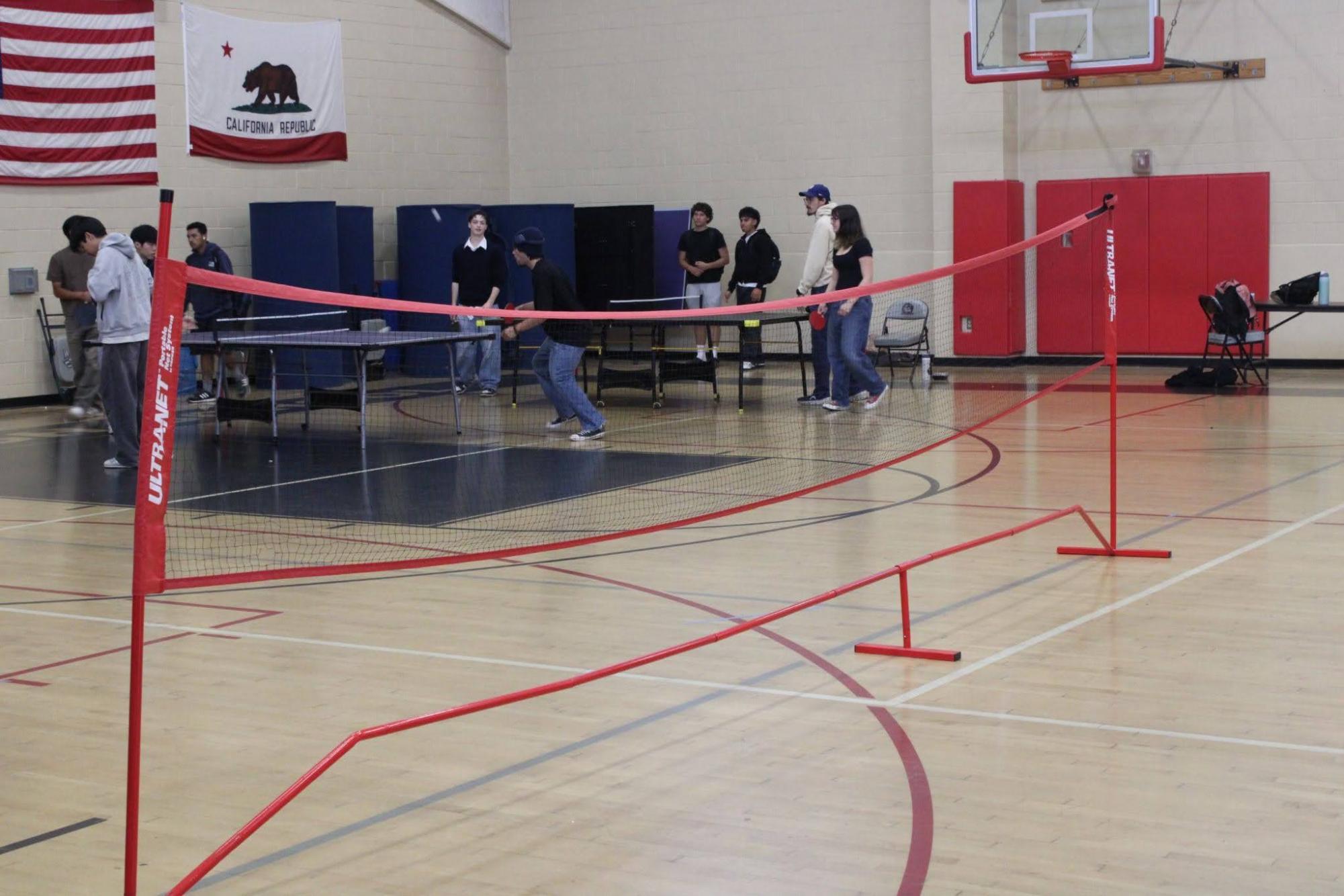 Van Nuys High School badminton club draws crowds every Tuesday